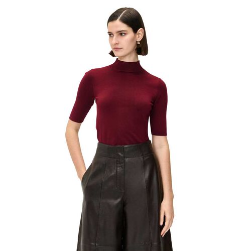 Veronika Maine Essential Short Sleeve Knit